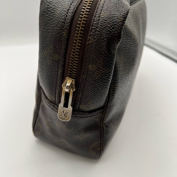 Trousse Toiletry vintage Pouch Monogram Canvas - Picture 4 of 14